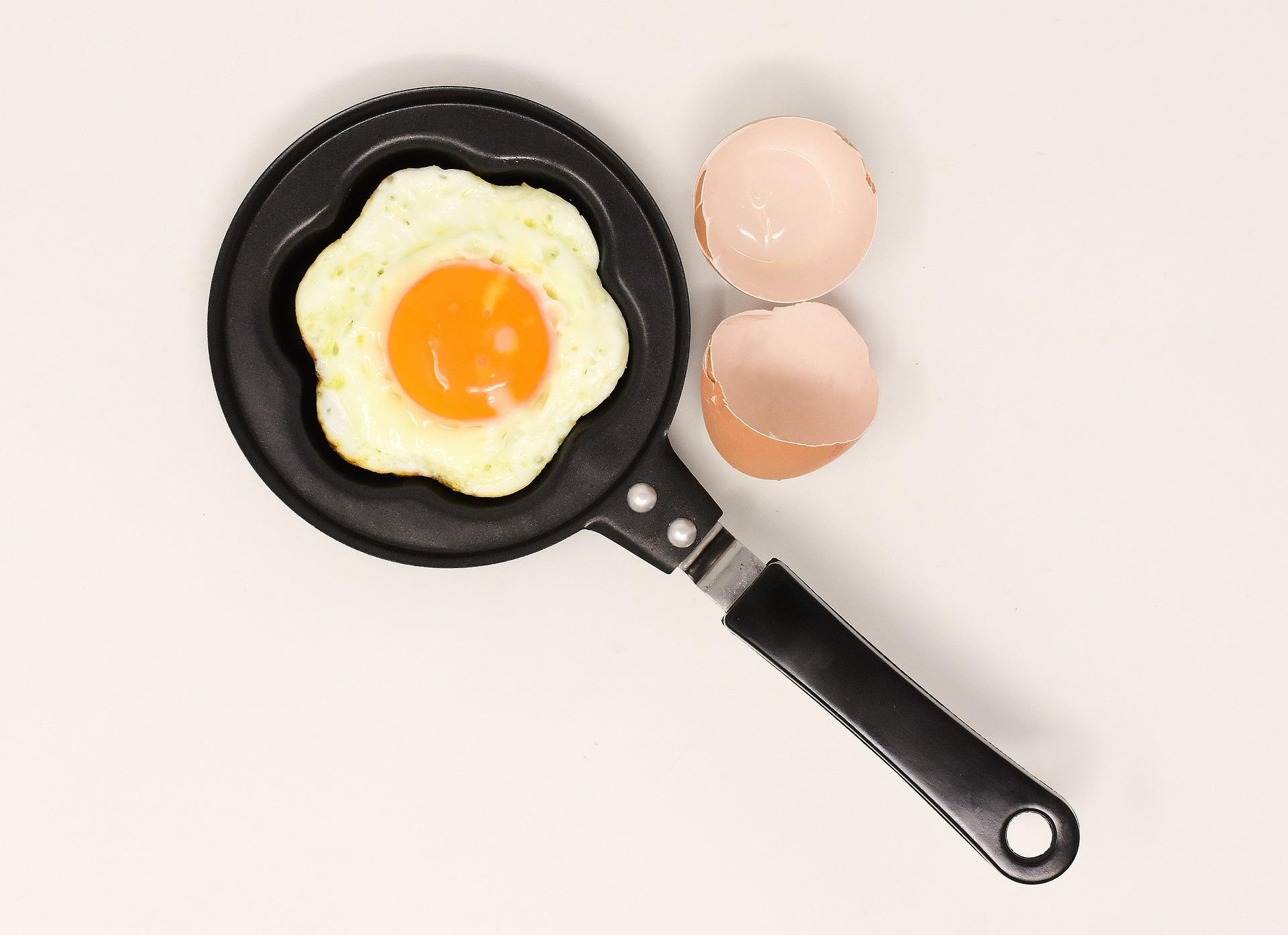 fried-egg-constipation